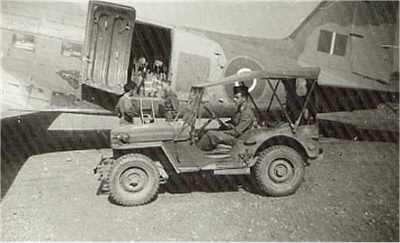 Lieutenant Singer, loading for Marrakech