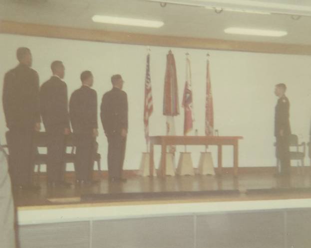armysignalcorpsocsclass036840.jpg