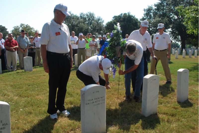 ftsamhoustonwreathlayingceremony10.jpg