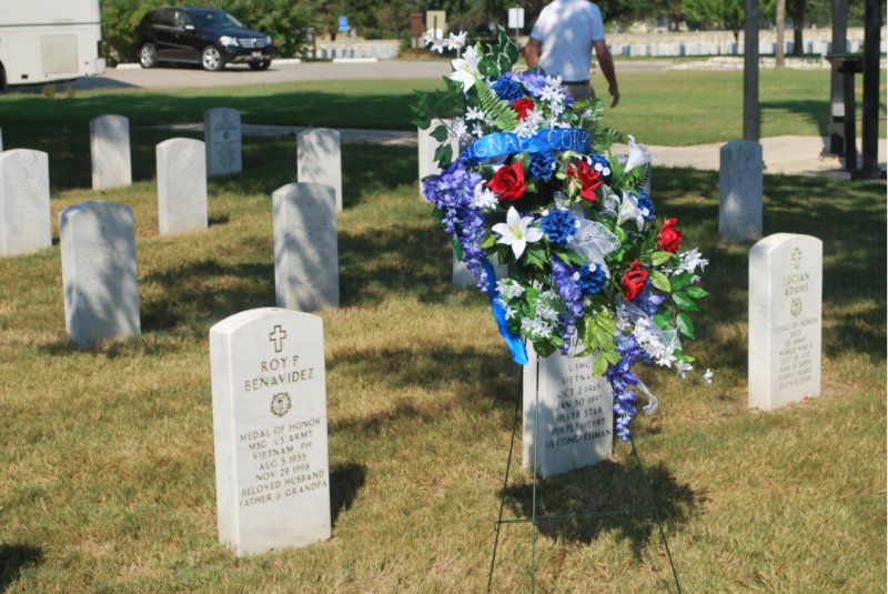 ftsamhoustonwreathlayingceremony13.jpg